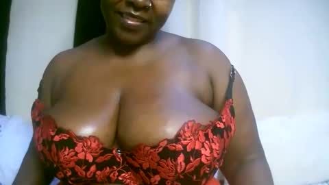sexxi_ebony online show from March 16, 1:30 am