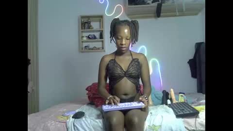 Sexxy Flave online show from January 17, 8:33 am
