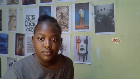 sexxykaree online show from April 28, 7:34 am