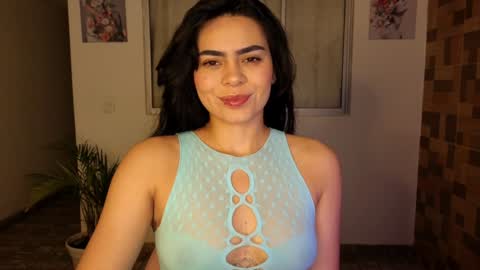 Snapshot of sexxylady__ chatting on January 11, 11:12 am Angie online show from January 11, 11:12 am