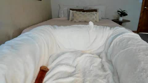 Sexxy Laura online show from November 18, 5:03 pm