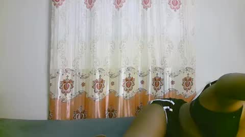 Snapshot of sexy_ariana_2 chatting on February 20, 6:17 am Ariana online show from February 20, 6:17 am