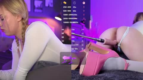 Snapshot of sexy_blonde_doll chatting on January 30, 5:39 pm Lina online show from January 30, 5:39 pm