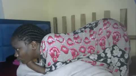 sexy_butty01 online show from November 3, 8:13 pm