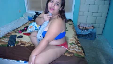 Snapshot of sexy_charlotte22 chatting on December 13, 8:58 pm sexy_charlotte22 online show from December 13, 8:58 pm