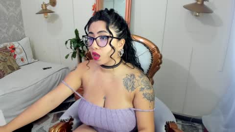  C R I S T A L  online show from January 18, 4:59 am