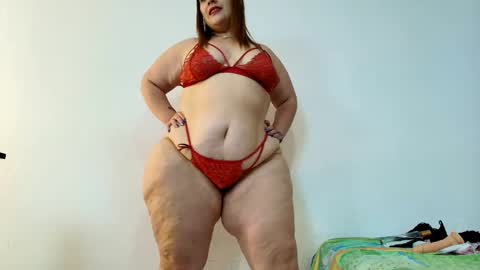 Snapshot of sexy_curvi chatting on January 22, 5:17 pm karla instagram online show from January 22, 5:17 pm