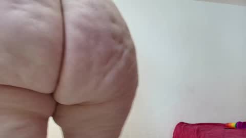 Snapshot of sexy_curvi chatting on February 4, 4:50 pm karla instagram online show from February 4, 4:50 pm
