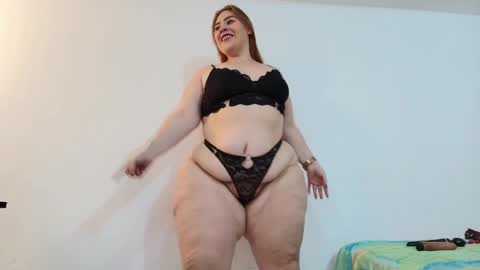 Snapshot of sexy_curvi chatting on February 20, 5:09 pm karla instagram online show from February 20, 5:09 pm