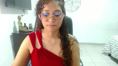 danna gomez online show from March 11, 1:12 pm
