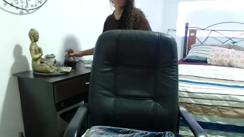 danna gomez online show from February 9, 4:18 pm