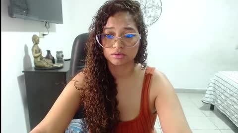 danna gomez online show from March 7, 2:45 pm