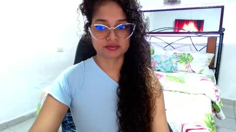 danna gomez online show from February 26, 1:00 pm