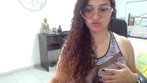 danna gomez online show from February 20, 4:14 pm