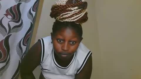 Snapshot of sexy_latasha chatting on September 11, 3:18 am sexy_latasha online show from September 11, 3:18 am