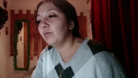Snapshot of sexy_lolas chatting on December 15, 6:40 am sexy lolas online show from December 15, 6:40 am