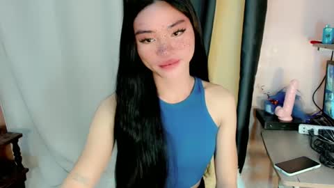 Snapshot of sexy_mikaxoxo chatting on January 26, 1:09 am mika online show from January 26, 1:09 am