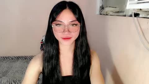 Snapshot of sexy_mikaxoxo chatting on January 23, 4:16 pm mika online show from January 23, 4:16 pm