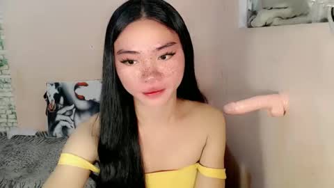 Snapshot of sexy_mikaxoxo chatting on February 2, 12:30 am mika online show from February 2, 12:30 am