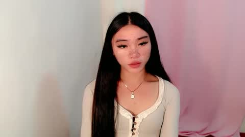Snapshot of sexy_mikaxoxo chatting on February 26, 12:16 pm mika online show from February 26, 12:16 pm
