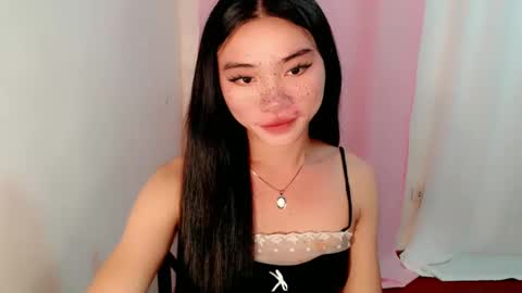 Snapshot of sexy_mikaxoxo chatting on February 18, 9:54 am mika online show from February 18, 9:54 am