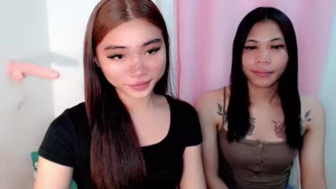 Snapshot of sexy_mikaxoxo chatting on September 19, 6:23 am mika online show from September 19, 6:23 am