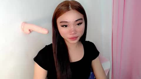Snapshot of sexy_mikaxoxo chatting on September 17, 5:49 am mika online show from September 17, 5:49 am