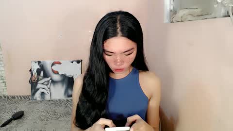 Snapshot of sexy_mikaxoxo chatting on January 26, 10:46 pm mika online show from January 26, 10:46 pm
