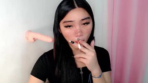 Snapshot of sexy_mikaxoxo chatting on September 15, 9:39 am mika online show from September 15, 9:39 am