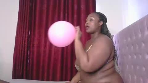 Snapshot of sexy_mistress5 chatting on October 5, 10:31 am sexy online show from October 5, 10:31 am