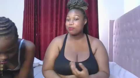 Snapshot of sexy_mistress5 chatting on October 6, 10:32 am sexy online show from October 6, 10:32 am