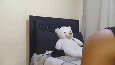 sexy_moh1 online show from January 13, 3:56 am