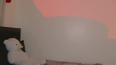 sexy_moh1 online show from February 4, 4:04 am