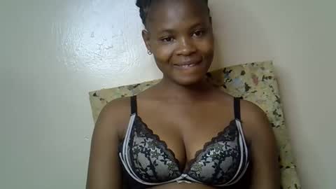 Molyne online show from April 17, 11:51 pm