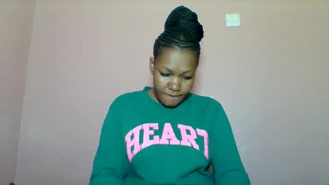 sexyapple2002 online show from September 27, 8:10 am