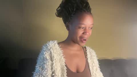 sexyasszeeee online show from November 11, 8:00 am