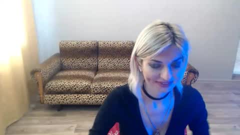 sexybeatriice online show from November 23, 8:16 am