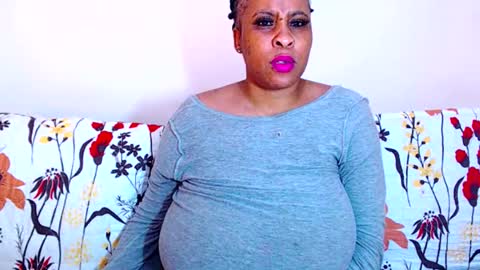 sexyebonylove89 online show from December 15, 5:12 am