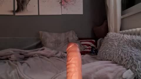 Snapshot of sexyella25 chatting on March 3, 6:53 pm .... ............ Onlyfans online show from March 3, 6:53 pm