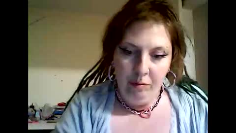 Wouldntyouliketoknow online show from October 1, 6:46 pm