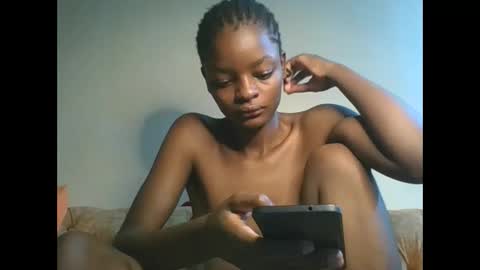 Snapshot of sexyhotgal23 chatting on December 16, 11:44 am REBECCAH online show from December 16, 11:44 am