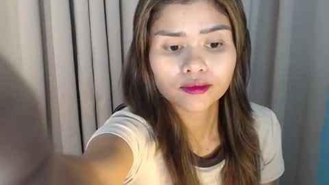 Call me Bea  online show from November 23, 10:39 am