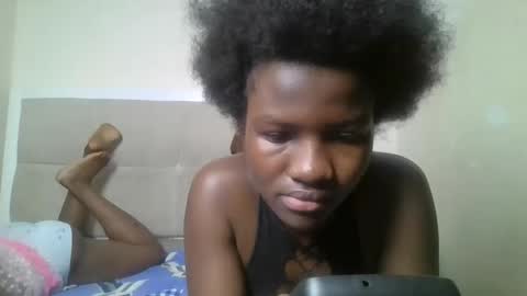 sexylina25 online show from March 13, 11:06 pm