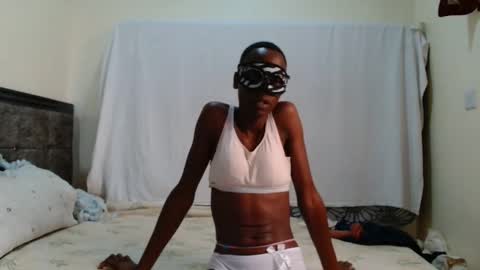 sexymaxxine online show from April 21, 7:59 am