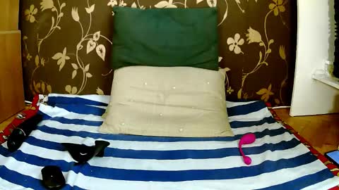 Squirty Maya Gold online show from February 25, 6:56 am