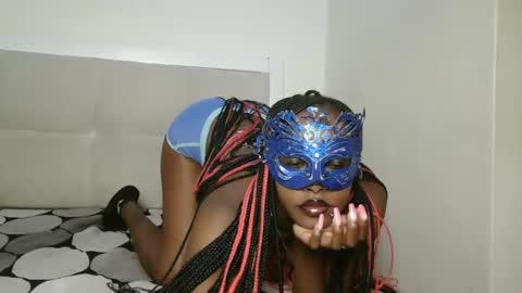 Miss mia online show from December 1, 5:15 pm