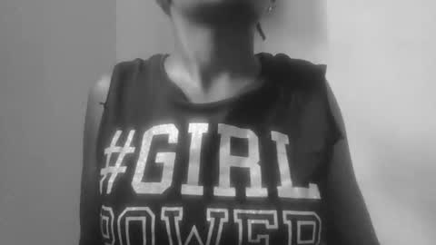 sexynora860482 online show from April 15, 12:39 pm