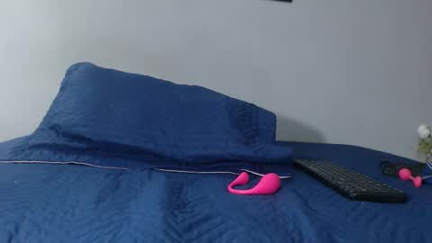 sexynova 93 online show from February 7, 10:57 pm