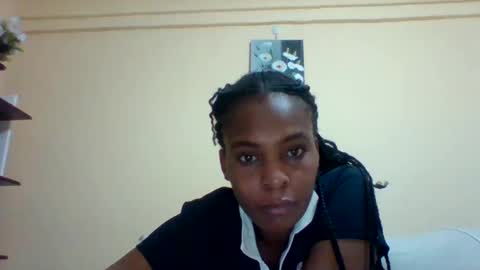 Snapshot of sexyqueen3457132 chatting on February 4, 9:20 pm DOVY ACHIENG online show from February 4, 9:20 pm