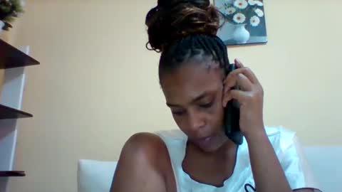 Snapshot of sexyqueen3457132 chatting on March 1, 9:18 am DOVY ACHIENG online show from March 1, 9:18 am